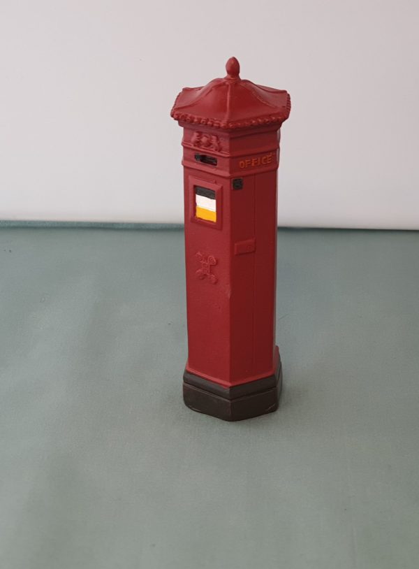 victoriaanse brievenbus poppenhuis