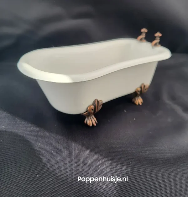 poppenhuis badkamer plastic bad 3